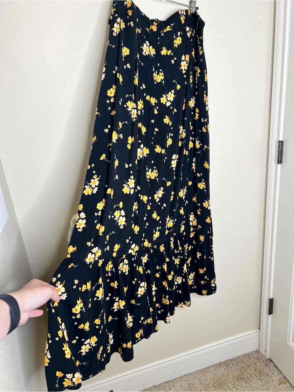 NTM: Torrid Floral Faux Wrap High Low Midi Skirt Size 2 Black Yellow Boho Plus - Picture 15 of 15